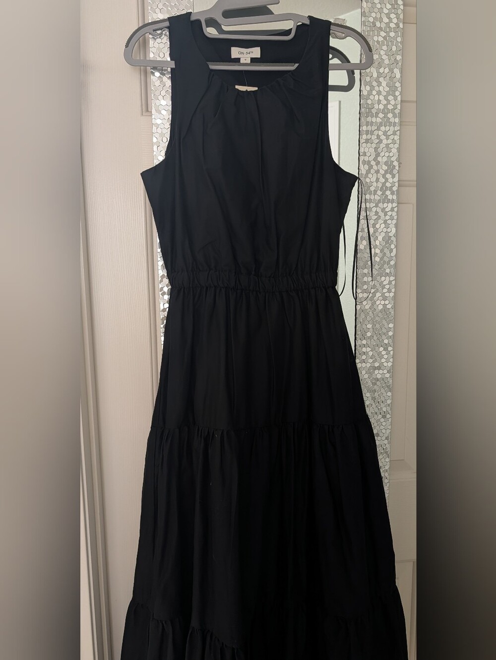 On 34th Sum Tank Midi Dress 🖤